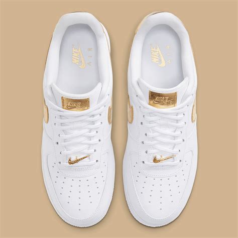 nike air force dames goud|Women's Nike Air Force 1 Shoes .